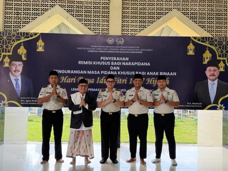 Pemberian Remisi Khusus Idulfitri 1447 H di Lapas Karawang, 3 Warga Binaan Langsung Bebas