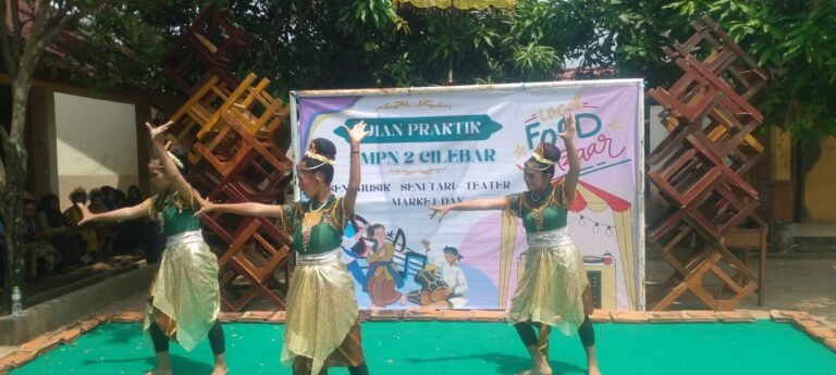 Ujian Praktik SMPN 2 Cilebar Tampilkan Kreativitas Siswa Lewat Seni Musik, Tari, Teater dan Market Day